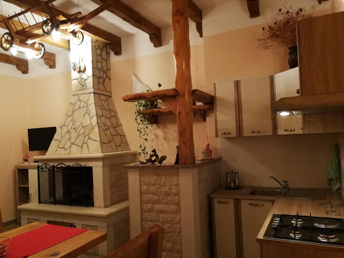 Apartman Fachin Motovun Exterior foto
